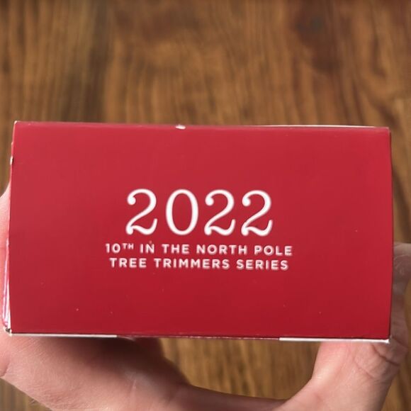 Hallmark Keepsake 2022 North Pole Tree Trimmers Ornament - Picture 2 of 3